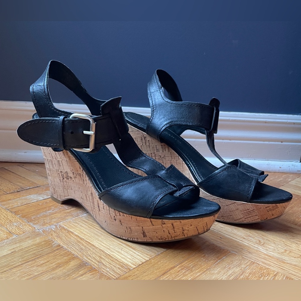Franco Sarto Black Leather Wedge Sandals